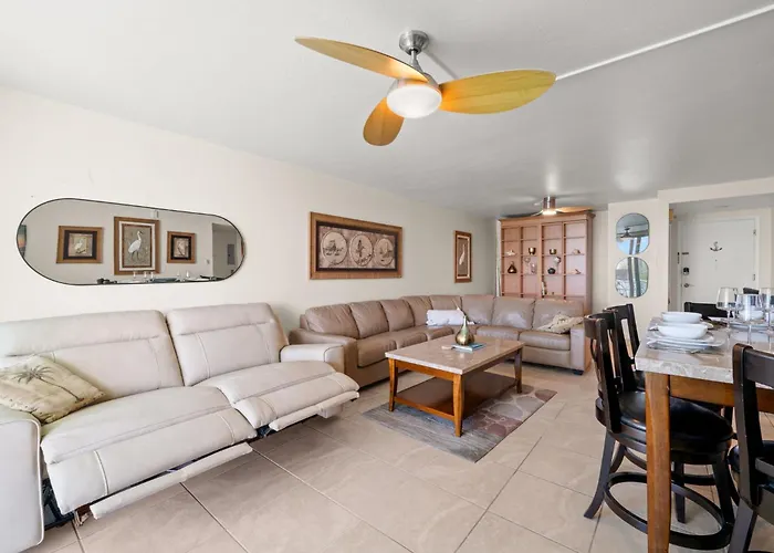 2 Bedroom Beachfront On Clearwater Clearwater Beach
